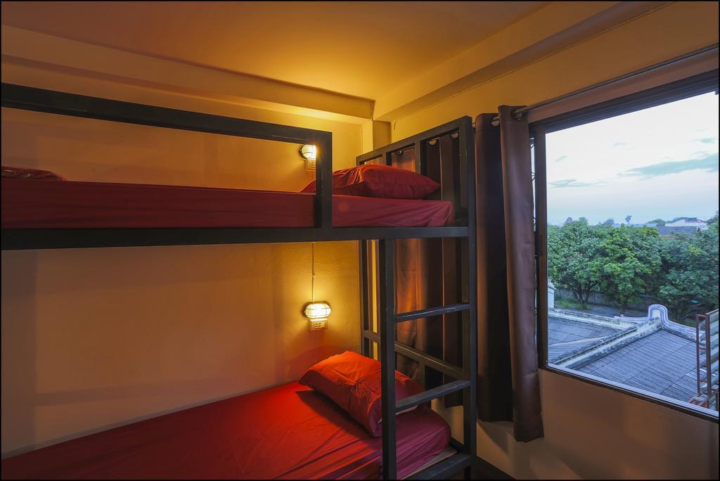 Cham Cha Hostel Chiang Mai Oda fotoğraf