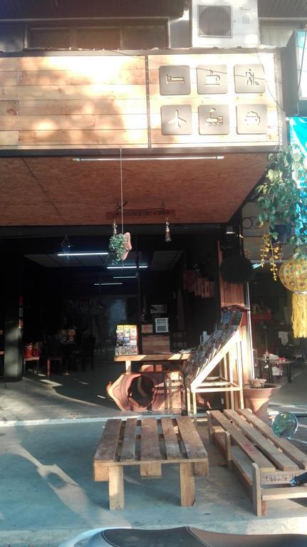 Cham Cha Hostel Chiang Mai Dış mekan fotoğraf