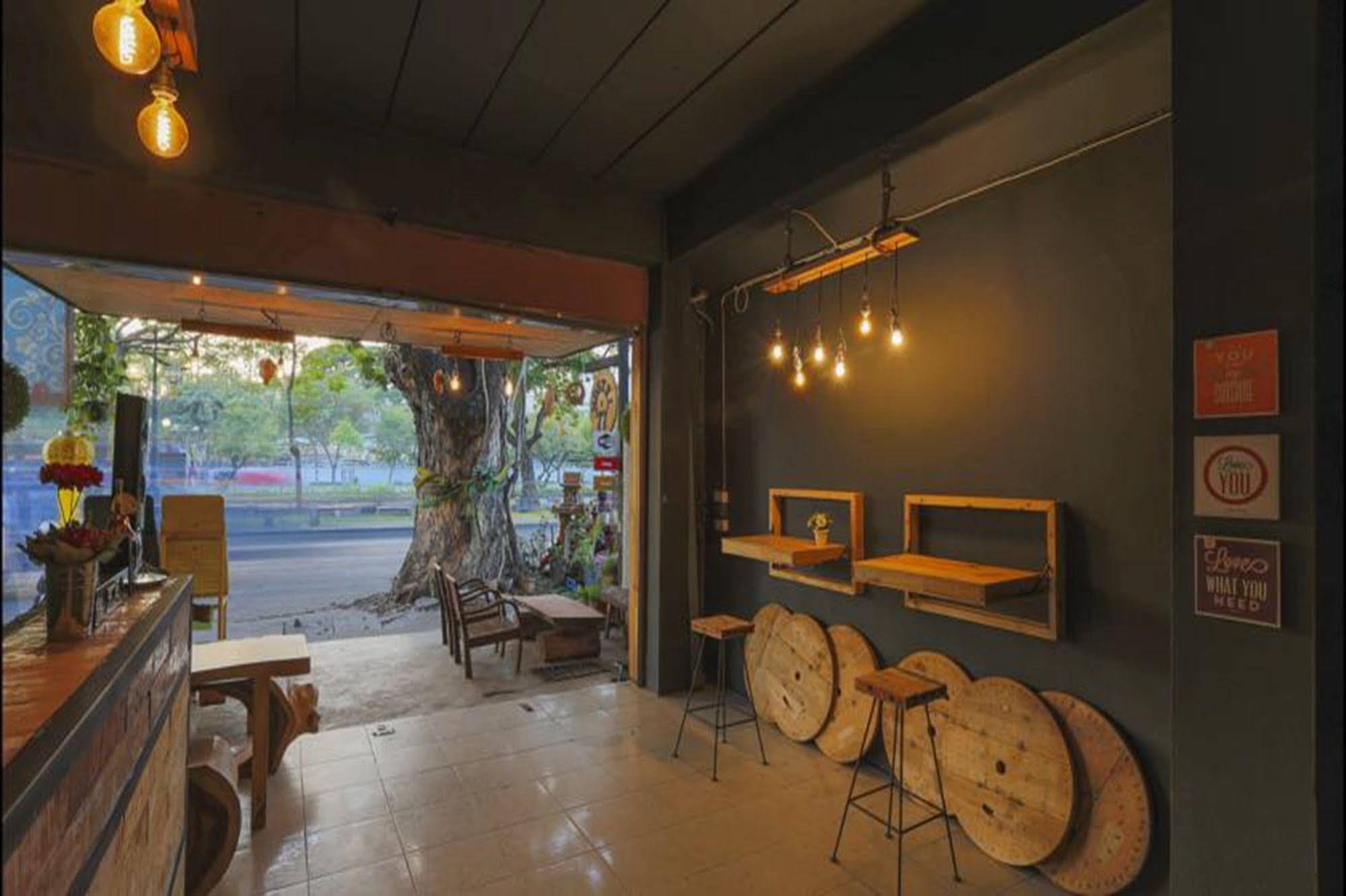 Cham Cha Hostel Chiang Mai Dış mekan fotoğraf