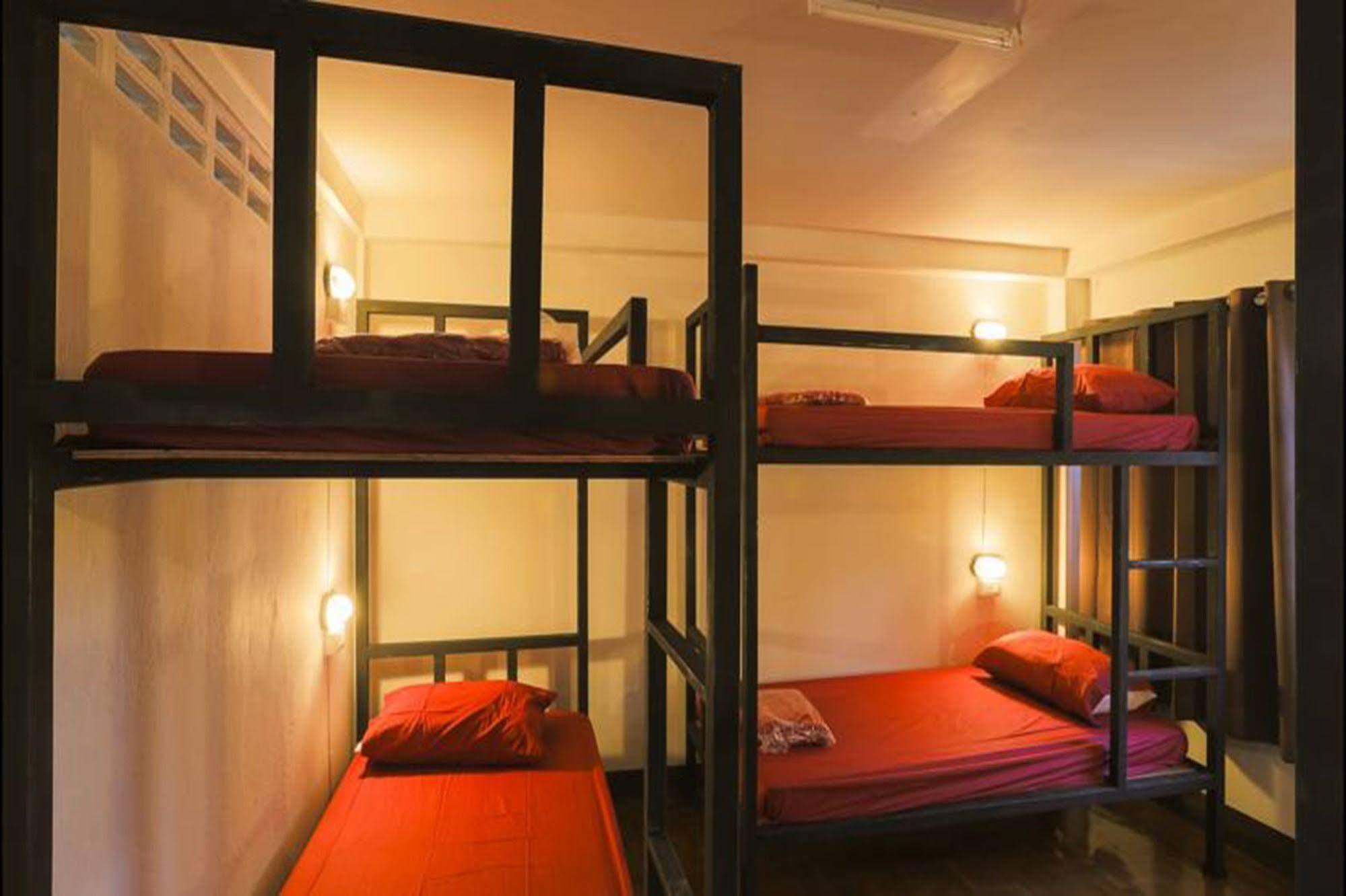 Cham Cha Hostel Chiang Mai Dış mekan fotoğraf