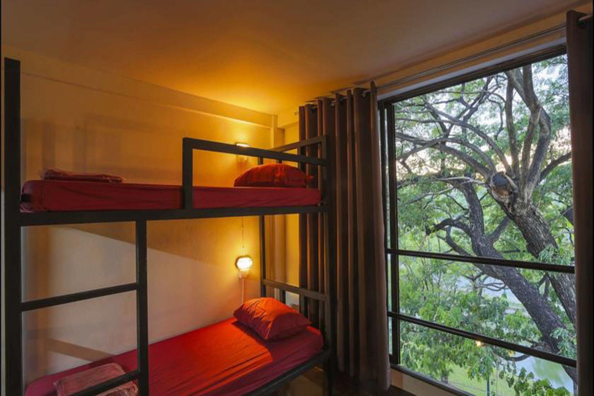 Cham Cha Hostel Chiang Mai Dış mekan fotoğraf
